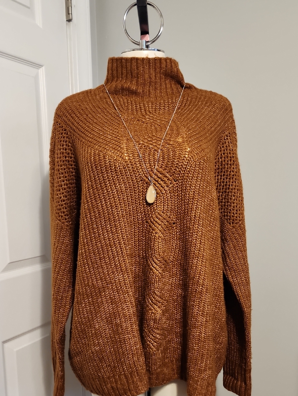 Cozy Cable Knit Turtleneck Sweater - Brown